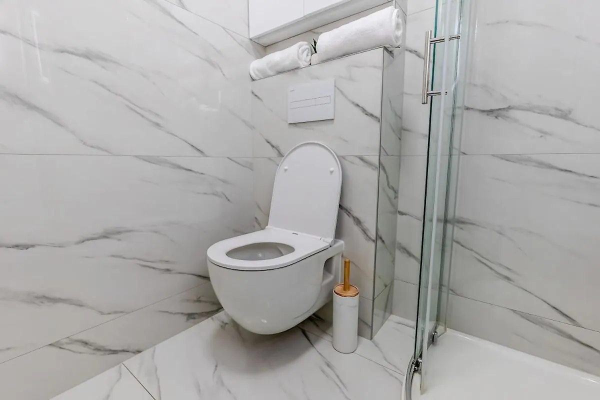 Modern Cityscape 2-Bedroom Terrace Apartment Split Croatia